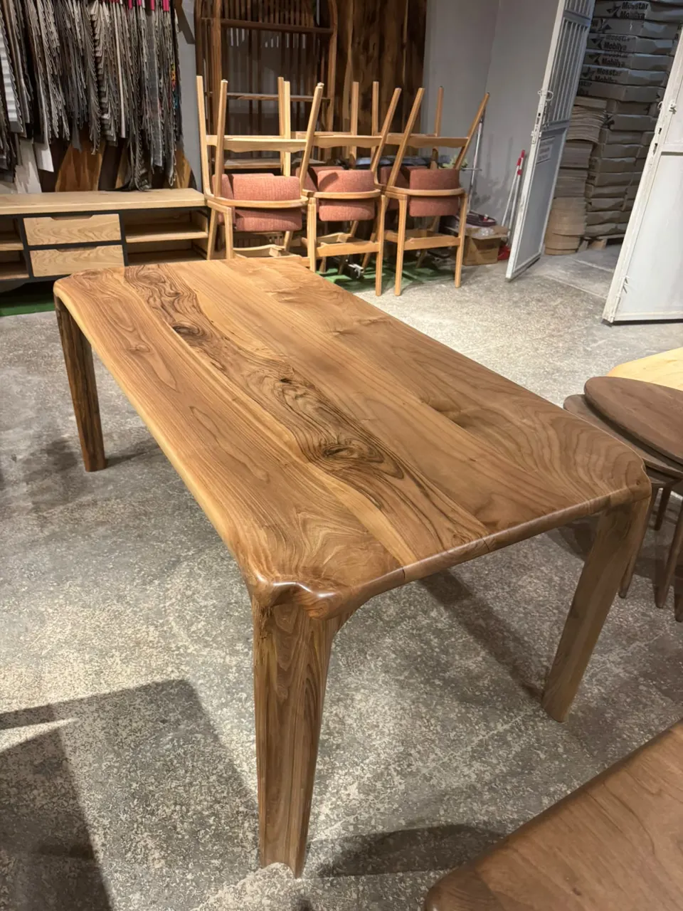 Kütük Masa – Modern Tasarım – fotoğraf 9 – RedWooden